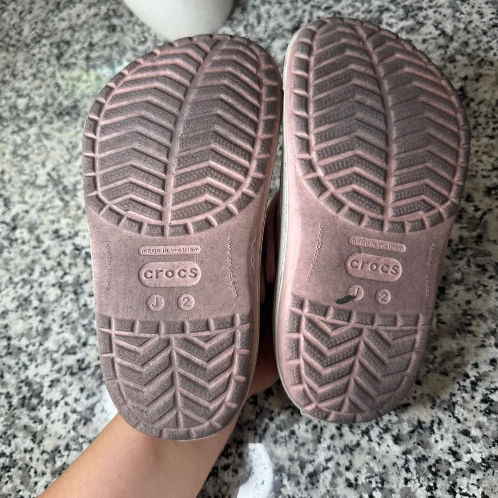 Crocs | Kids Pink Girl Clogs Size 2